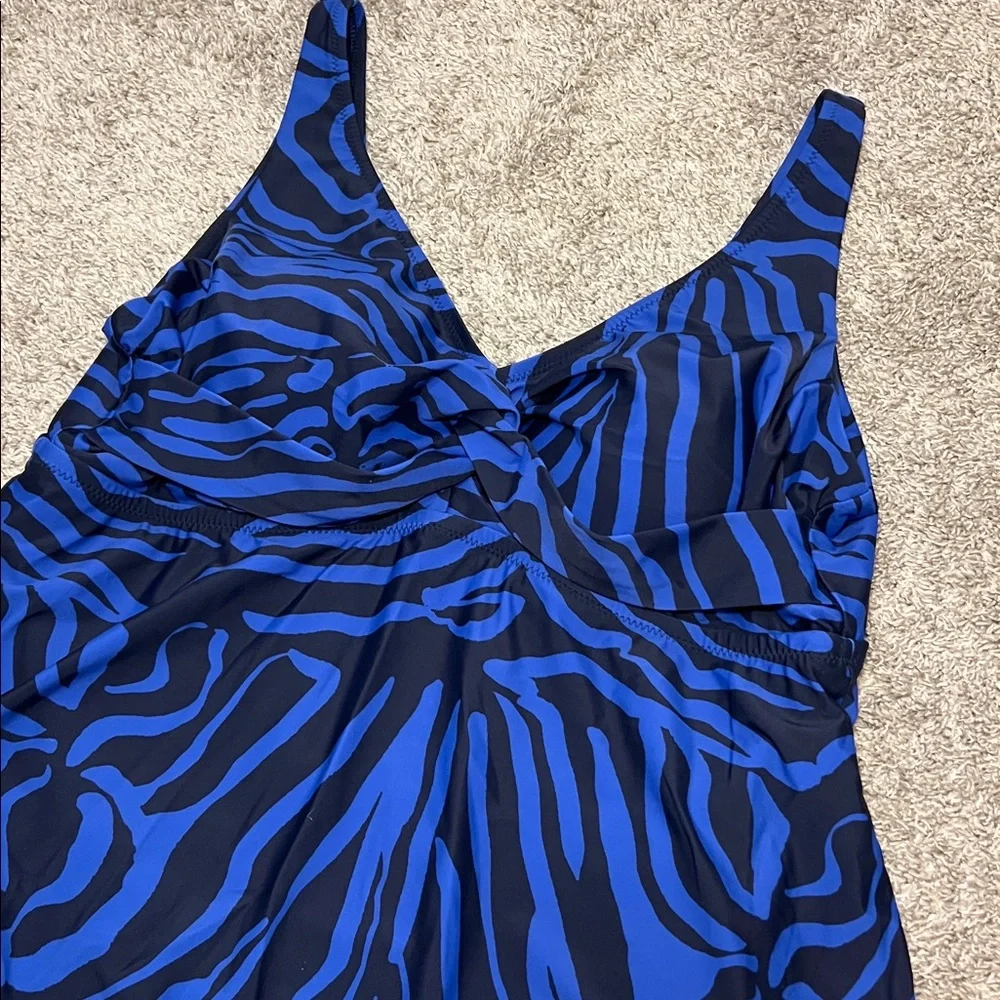 $134 NWT NEW Raisins Curve Women’s Swimsuit‎ Swim Navy Black 22W Lucia Swimsuit
